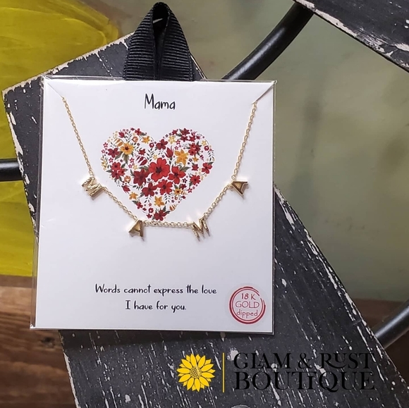 MAMA Necklace - Picture 3 of 5